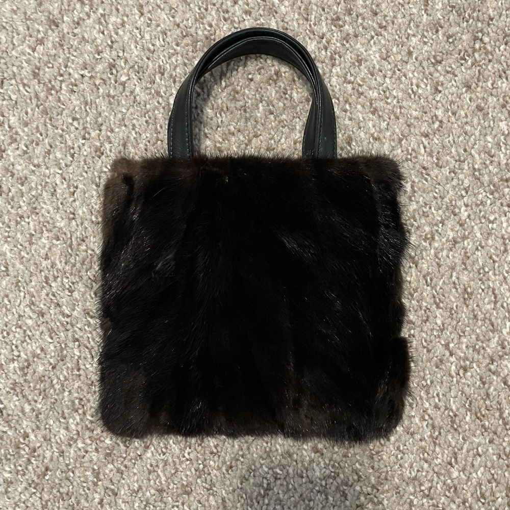 The cutest Loewe hand bag
